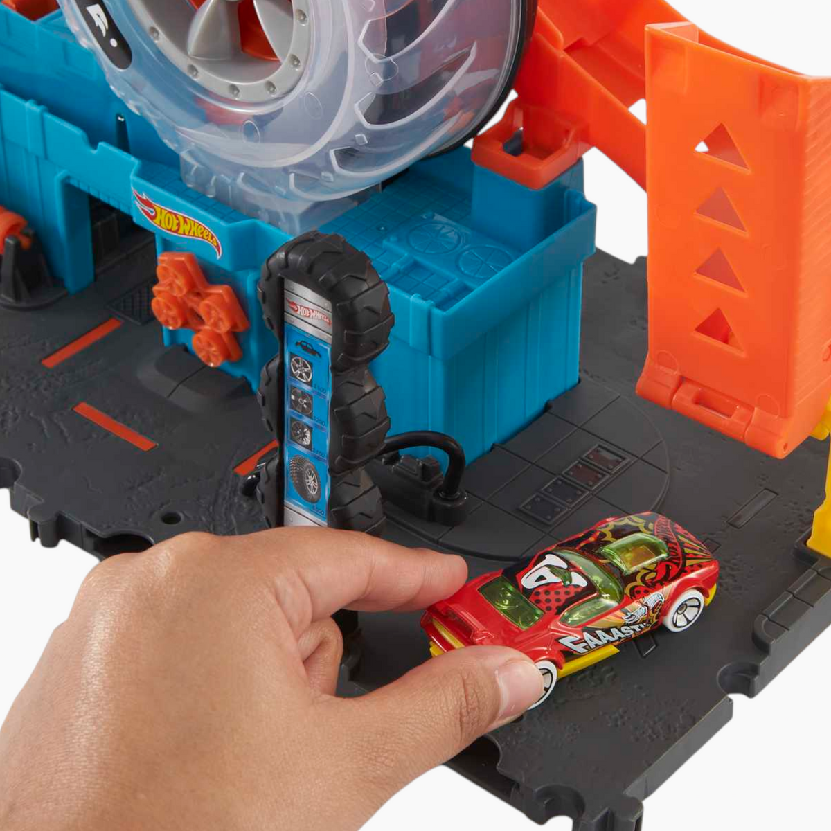Hot Wheels City Super Twist Tire Shop