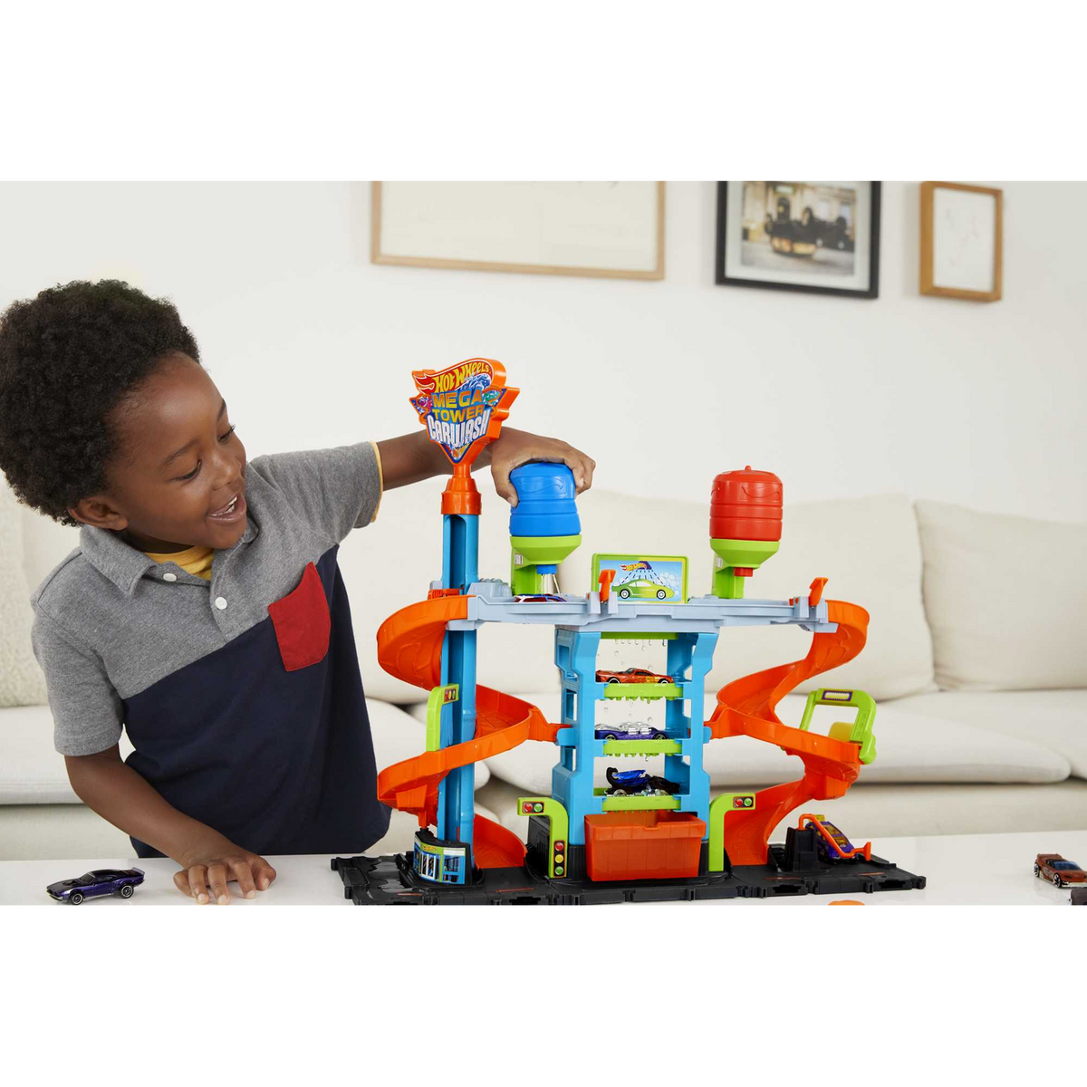 Hot Wheels City Mega Tower Car Wash