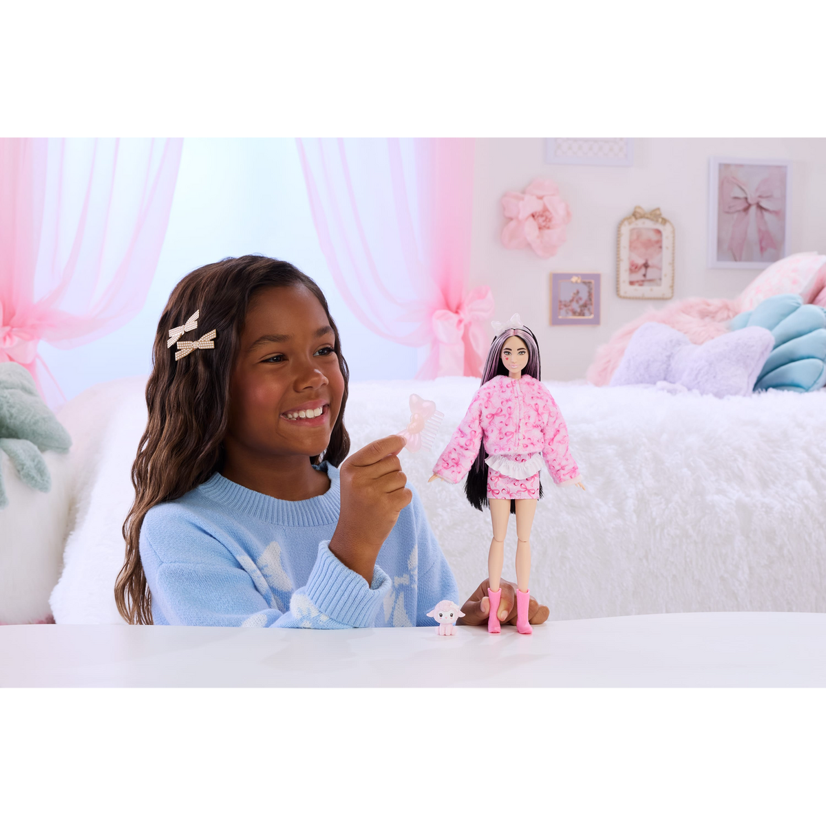 Barbie Cutie Reveal Care Bears Sweet Bows Series Brunete