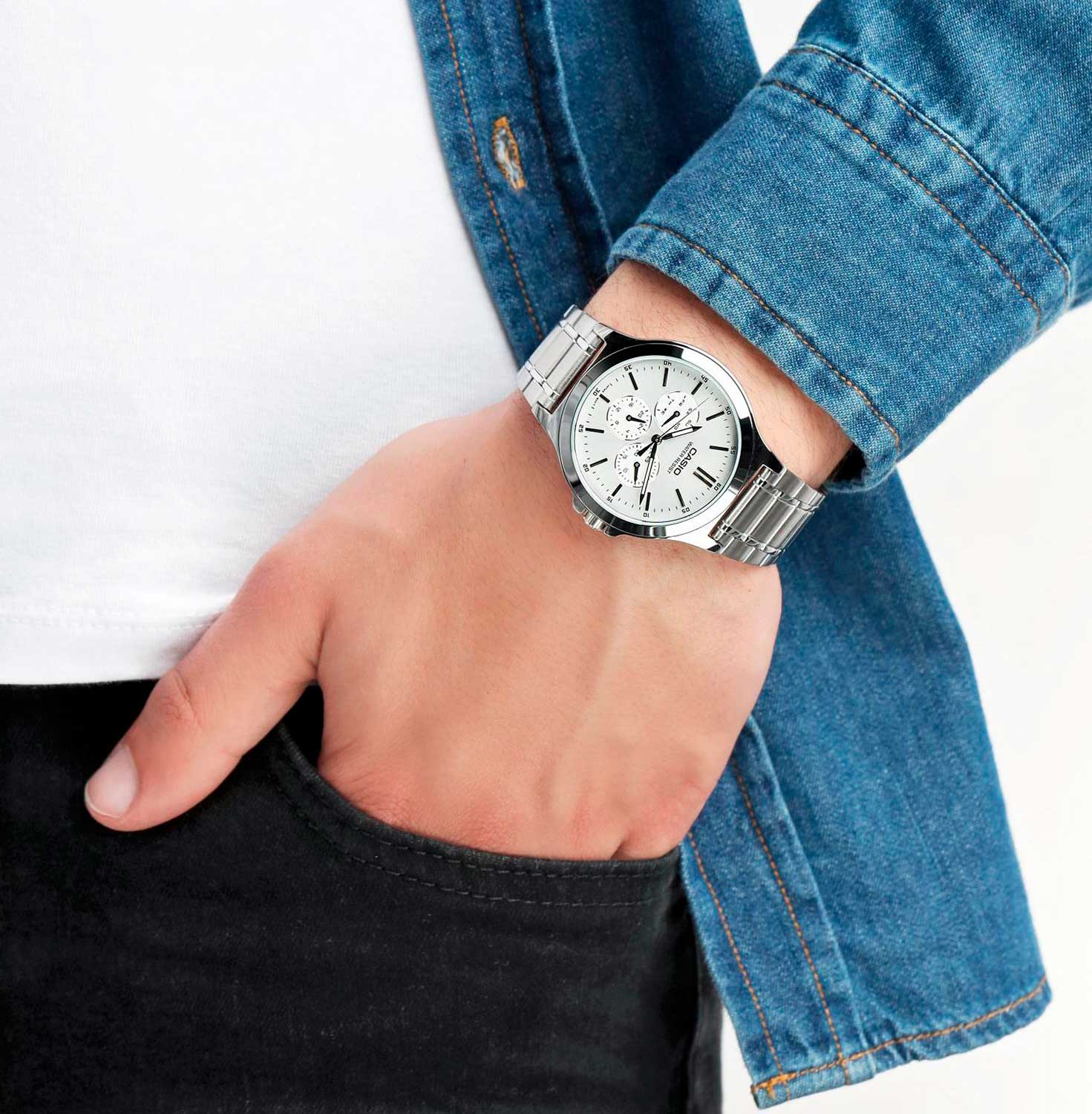 Casio MTP-V300D-7A Metal Band Men Watch Casio MTP-V300D-7A Metal Band Men Watch