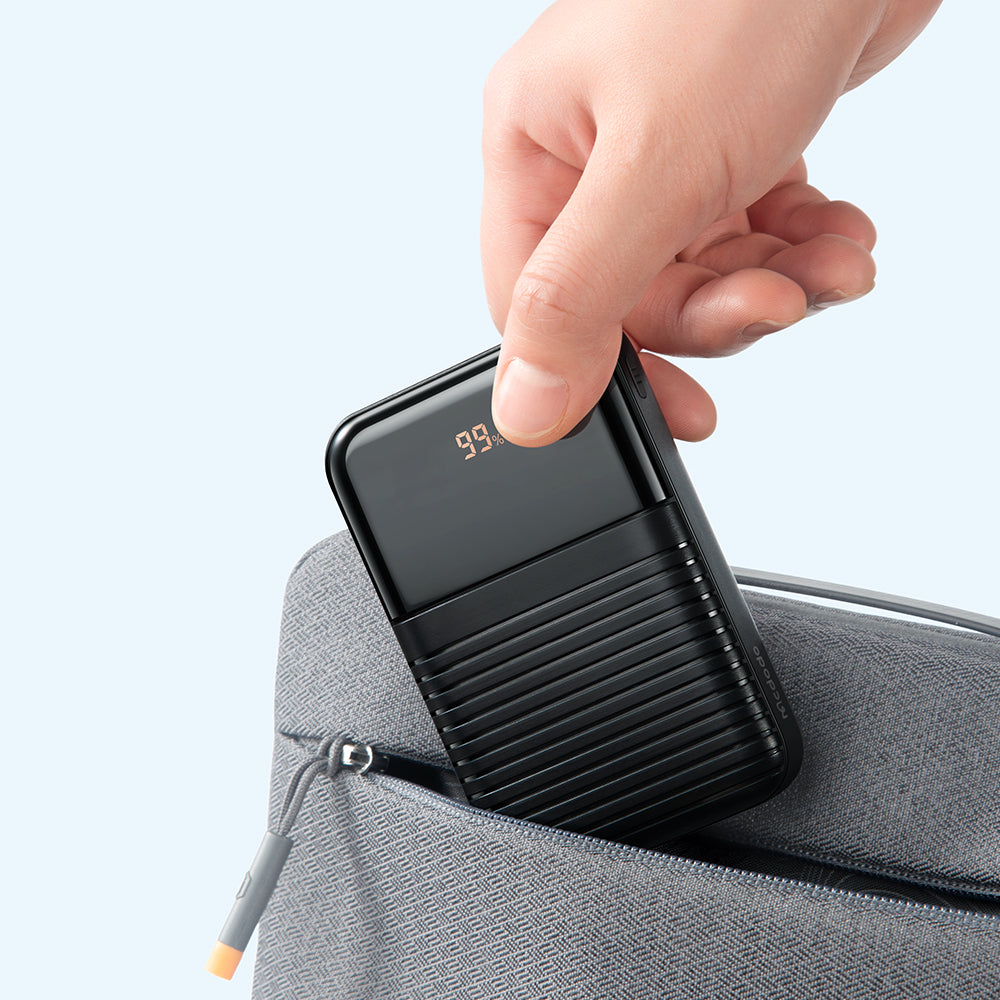 Mcdodo 22.5W 10000mAh Powerbank with Digital Display - Black Mcdodo 22.5W 10000mAh Powerbank with Digital Display - Black