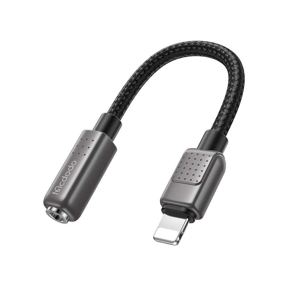 Mcdodo Lightning to DC3.5 Cable 11 cm for Audio Devices - Black Mcdodo Lightning to DC3.5 Cable 11 cm for Audio Devices - Black