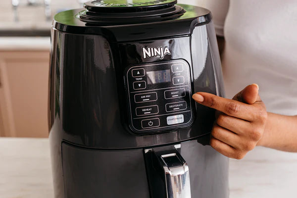 Ninja Air Fryer 4L roasts reheats dehydrates for quick - Grey