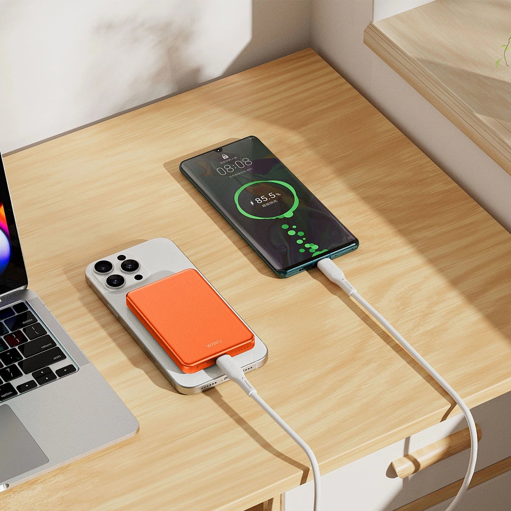 WIWU Ultra Thin Magnetic Power Bank 5000mAh P15 - 15W Wireless Charging (Orange) WIWU Ultra Thin Magnetic Power Bank 5000mAh P15 - 15W Wireless Charging (Orange)