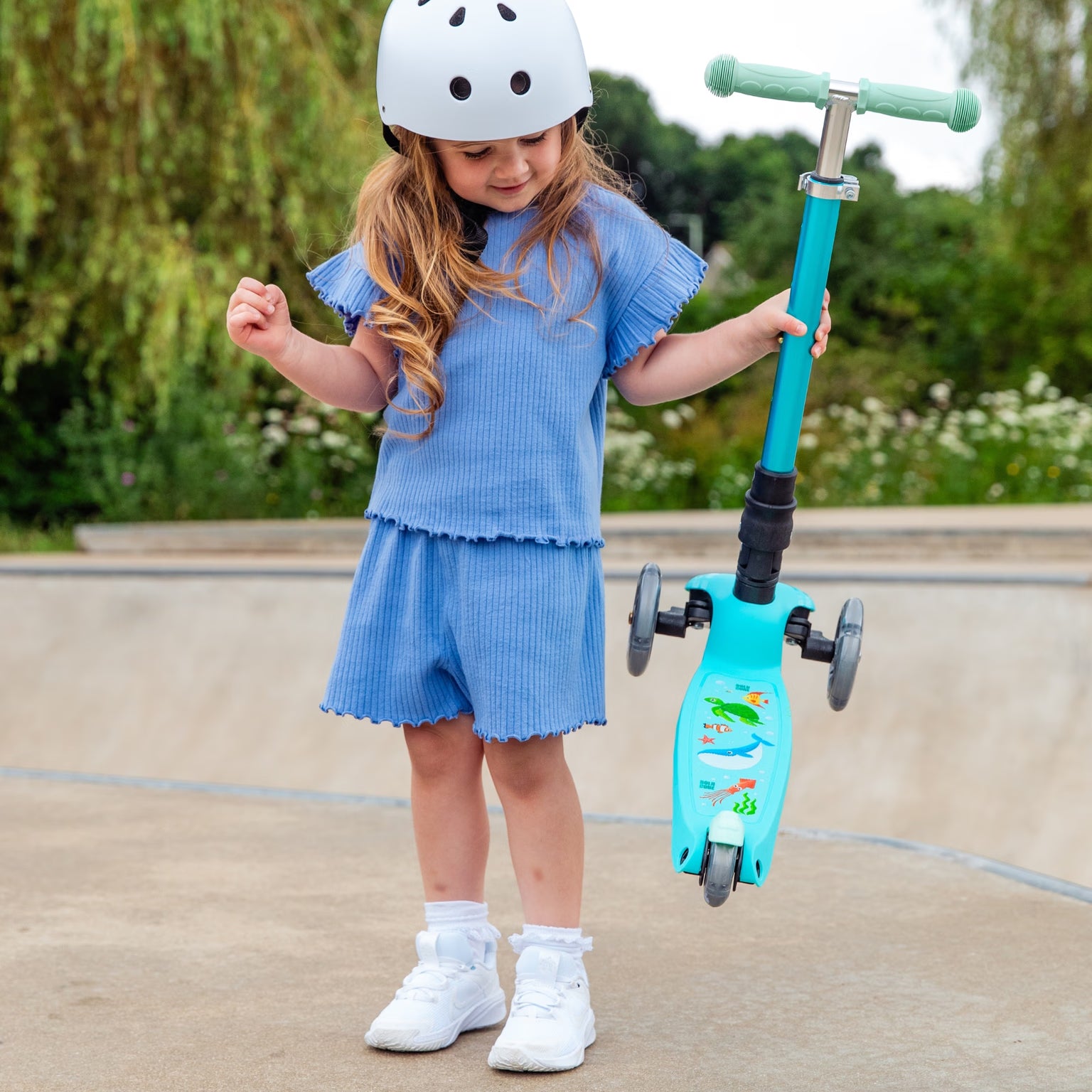 Boldcube – Three Wheel Scooter Teeny | Ocean Aqua | Ages 3-8 Boldcube – Three Wheel Scooter Teeny | Ocean Aqua | Ages 3-8