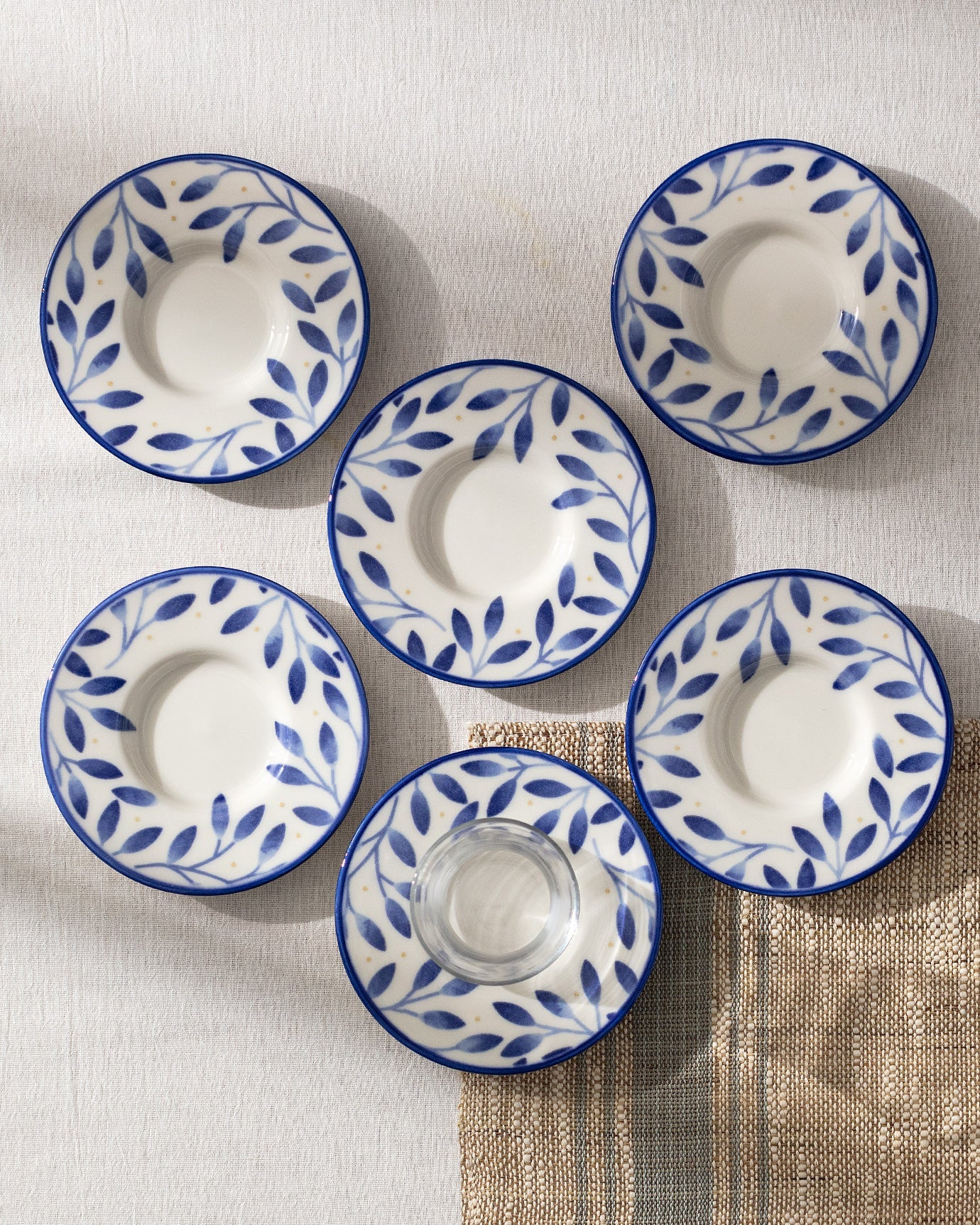 Luxe  Bifurquer 6-piece Tea Glass Saucer Set - Madame Coco JO
