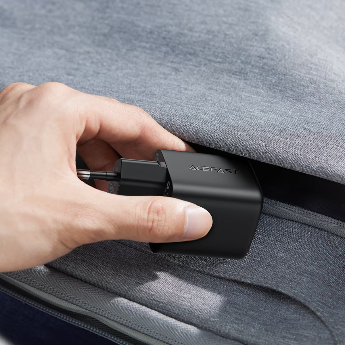 شاحن ACEFAST A136 GaN 40W PD USB-C شحن سريع AVS