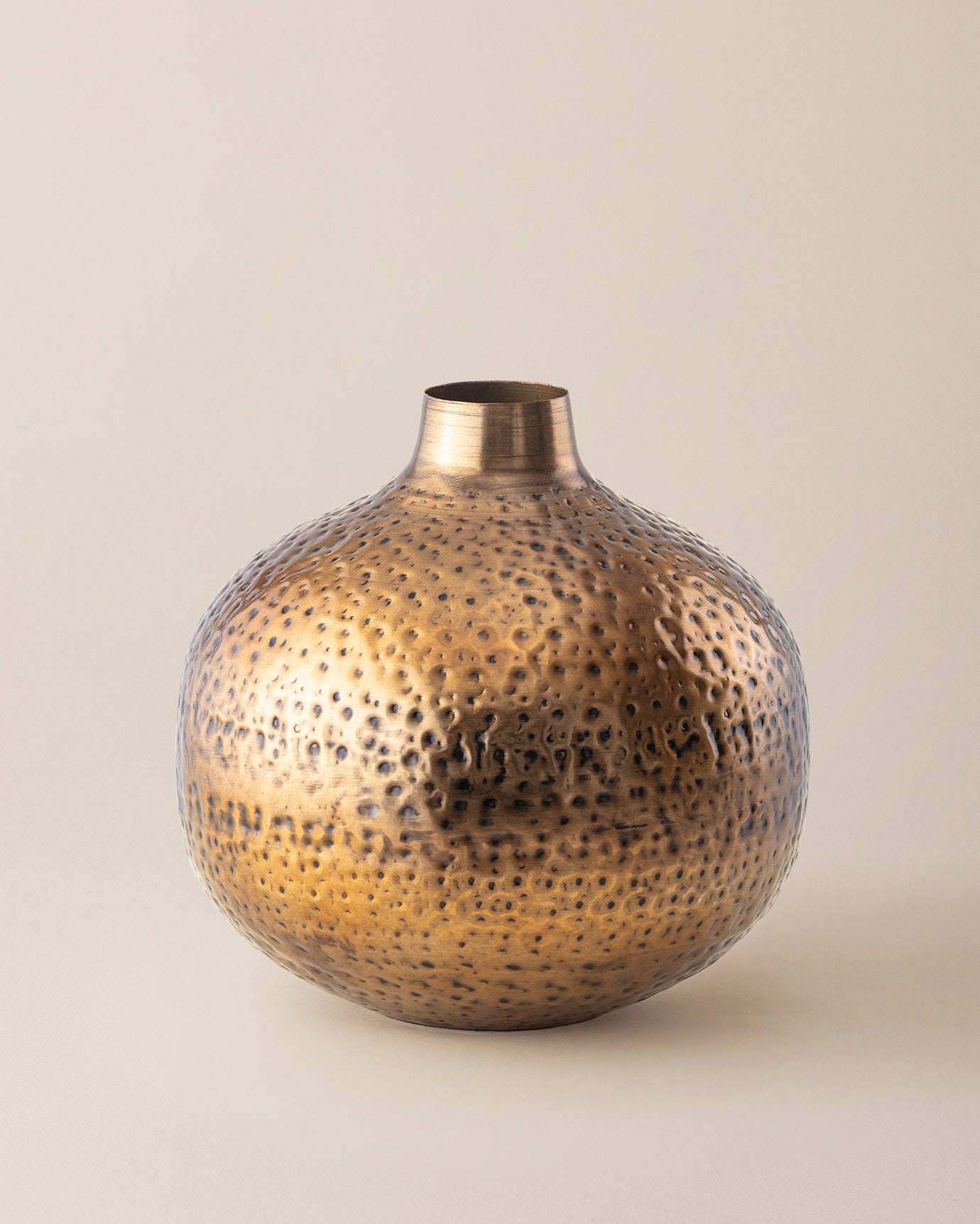 Veritas Vintage Vase - Madame Coco JO