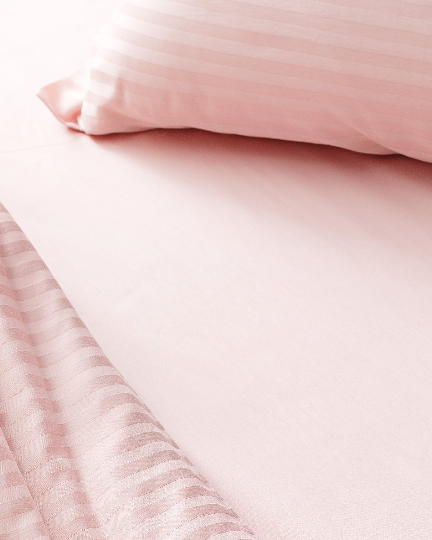 Elicia Double Size Striped Satin Duvet Cover Set - Madame Coco JO