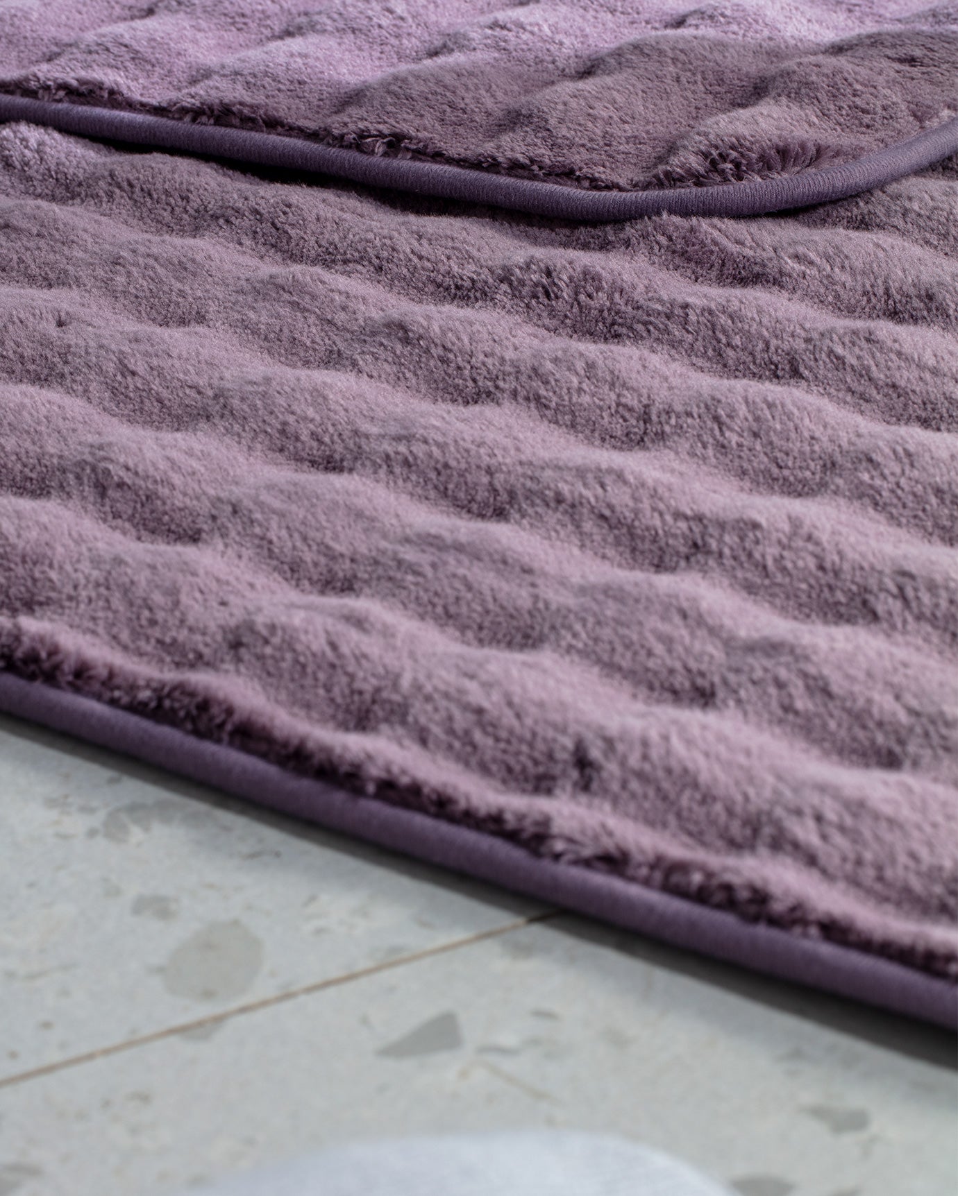 Reflet Bubble 2-piece Bath Mat - Madame Coco JO