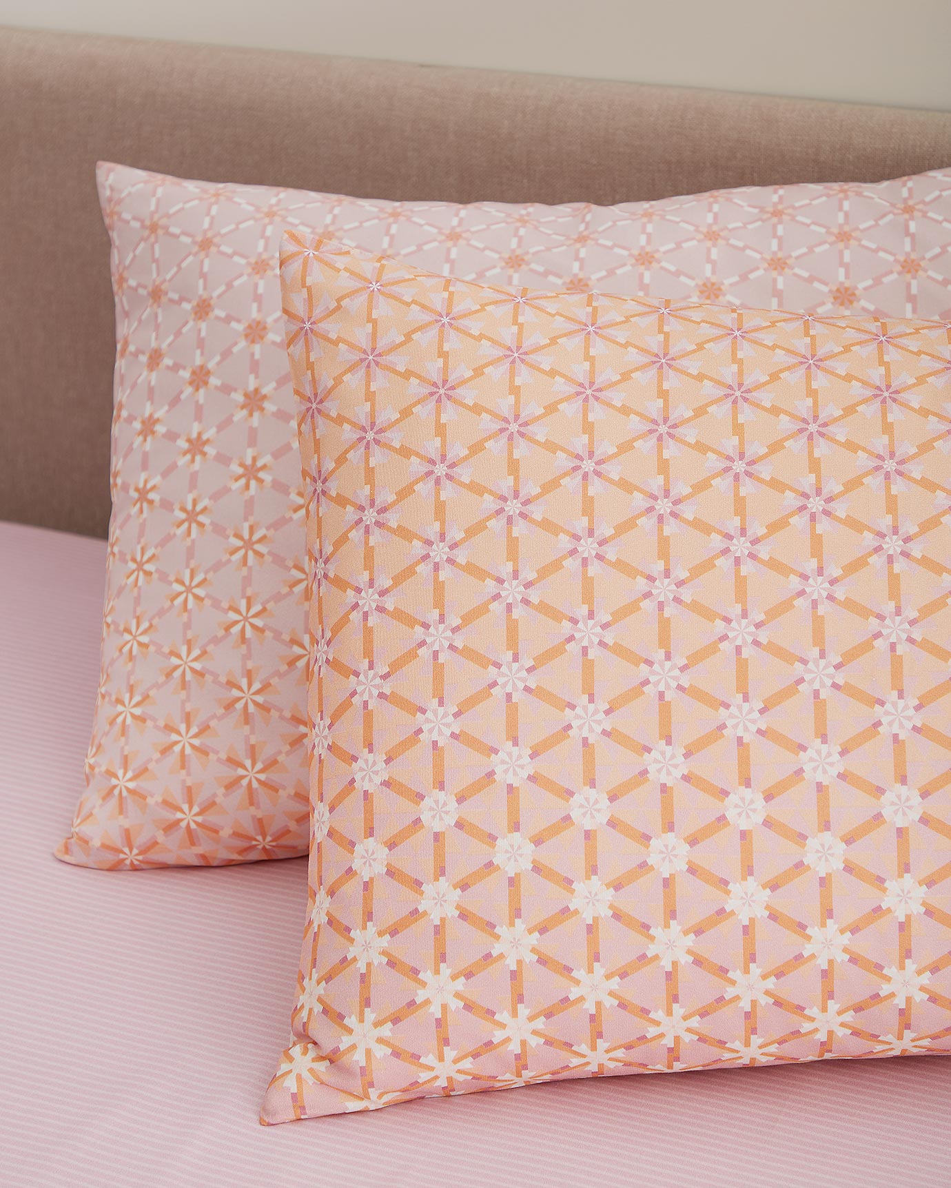 Rainger Single Size Duvet Cover Set - Madame Coco JO