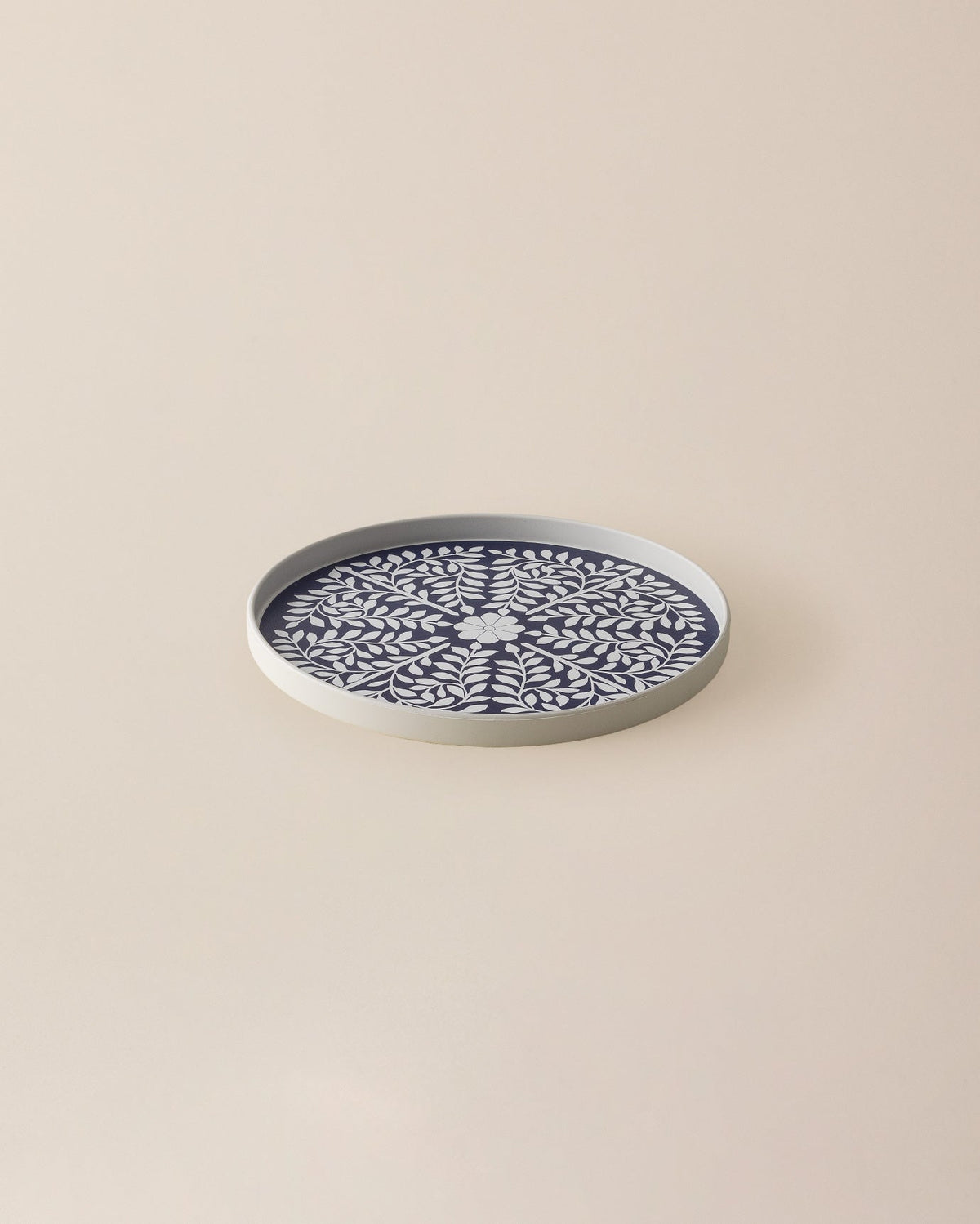Delit Round Presentation Tray - Madame Coco JO