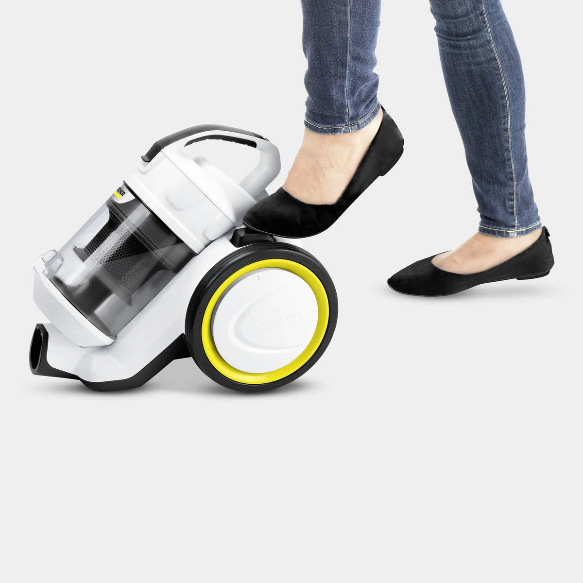 Karcher Bagless Cyclone Vacuum Cleaner - 1100W Metal Pipe