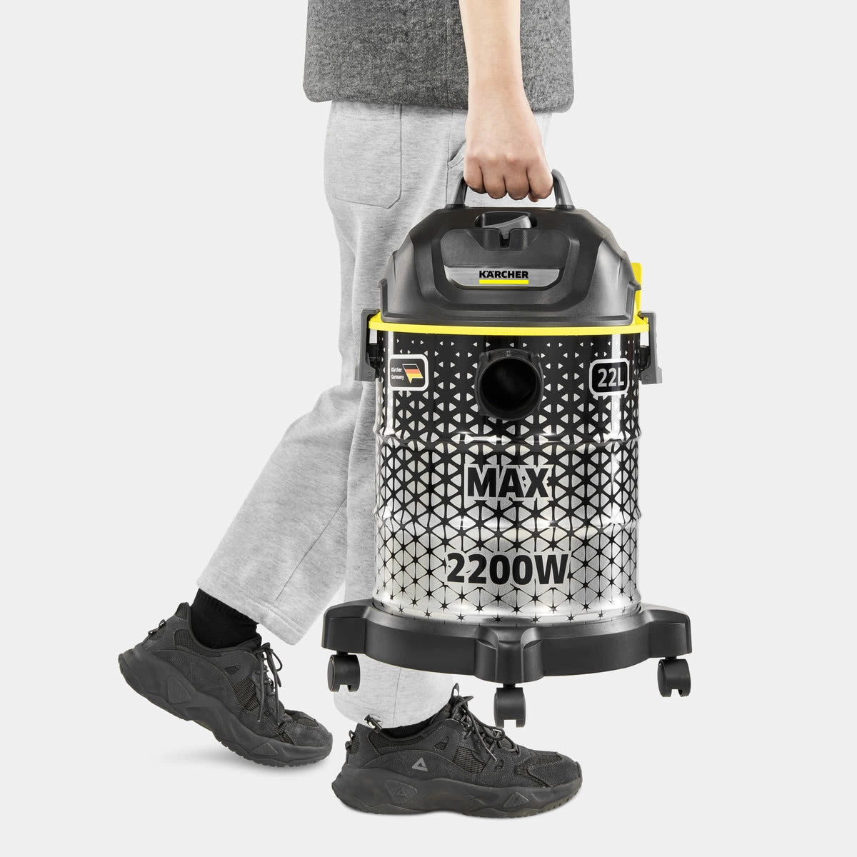 Karcher Barrel Vacuum 2200W with Blower – 22L Capacity Karcher Barrel Vacuum 2200W with Blower – 22L Capacity