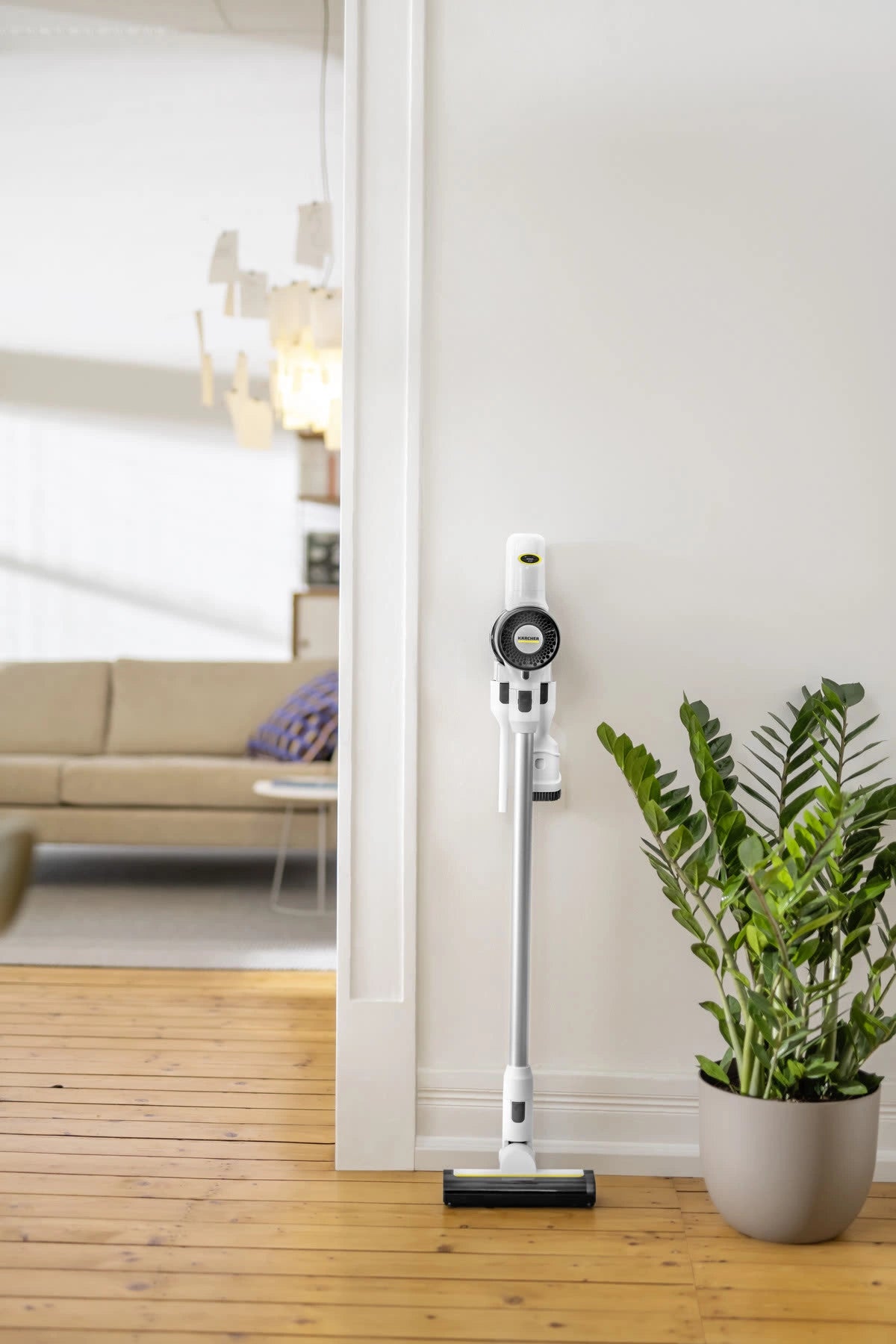 Karcher KVA 2 Cordless Vacuum Cleaner - White | USB-C Charging, 40 Min Runtime