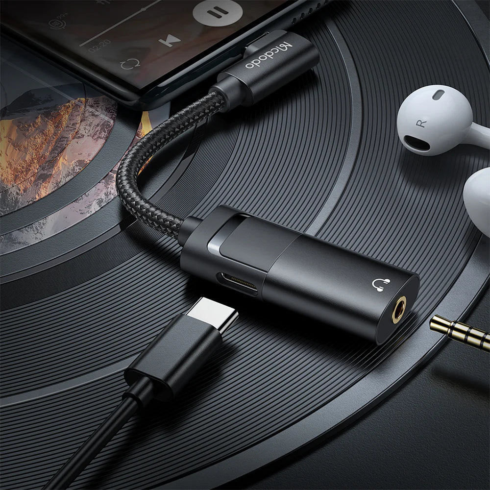 Mcdodo 27W PD Cable USB Type C to Type C & AUX - Black Mcdodo 27W PD Cable USB Type C to Type C & AUX - Black