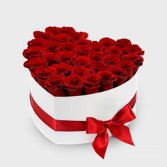 أحمر وحب