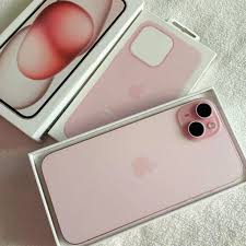 Apple iPhone 15 / 128GB - Pink