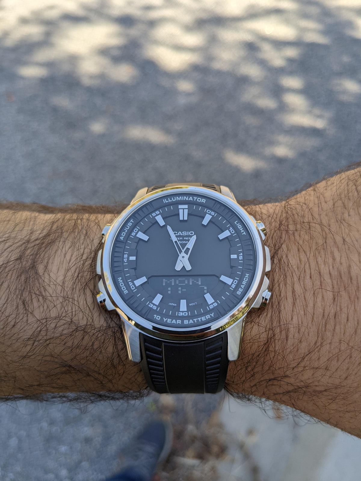 Casio AMW-880-1A  Black Rubber Black Dial for Men