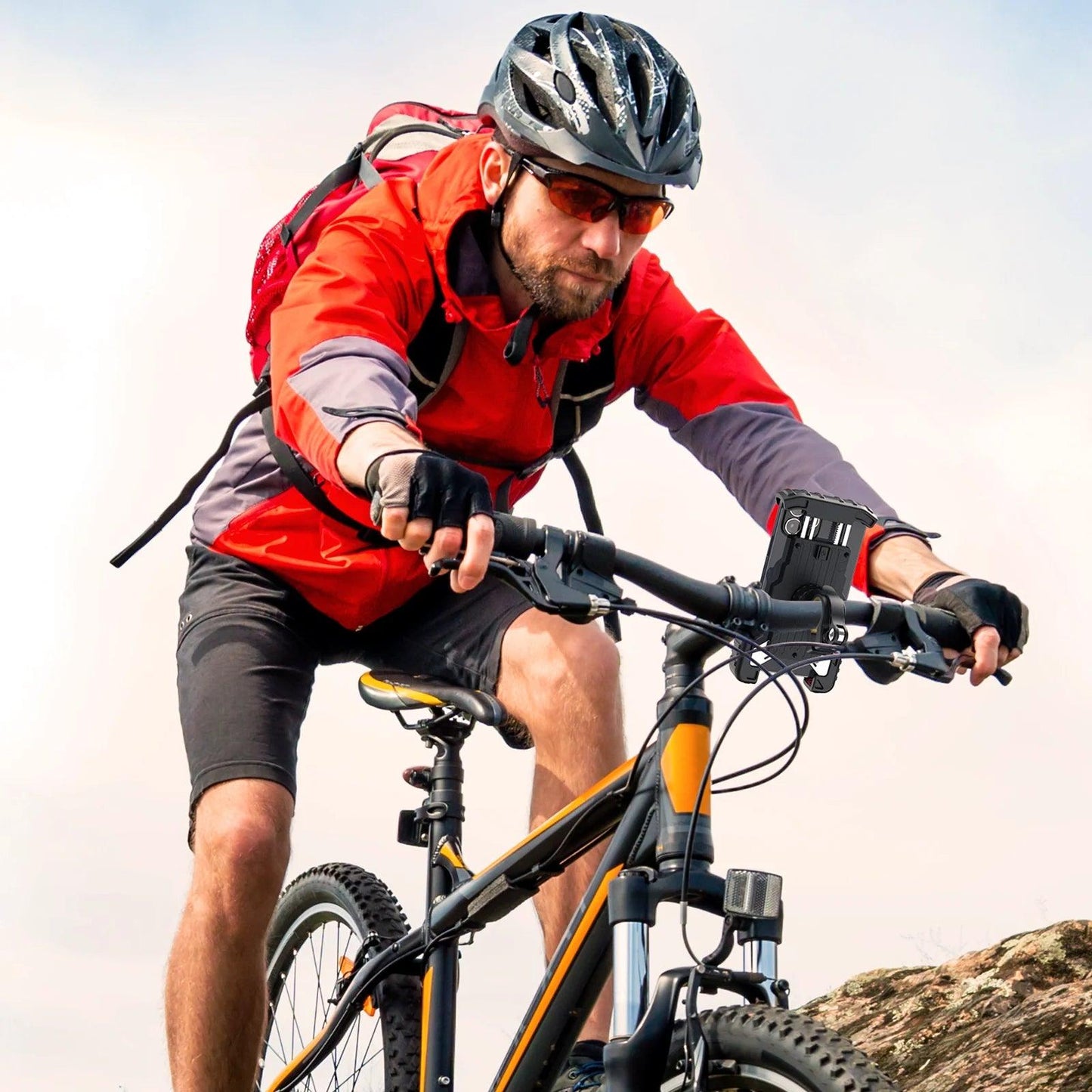 حامل جوي روم للدراجات الهوائية لتثبيت الهاتف بشكل آمن - أسود