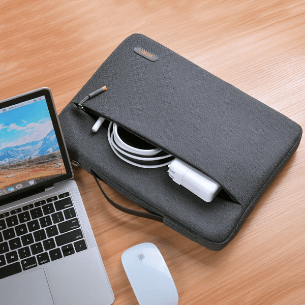 Wiwu pilot water resistant high-capacity laptop sleeve case 15.4'' /16"/16.2" - grey