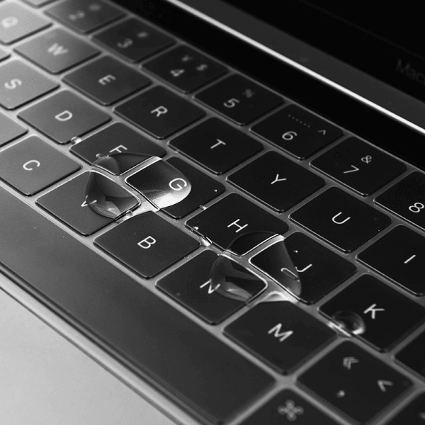 واقي لوحة مفاتيح Wiwu TPU لجهاز MacBook Pro مقاس 13 بوصة 2020 وMacBook Pro مقاس 16 بوصة Touchbar