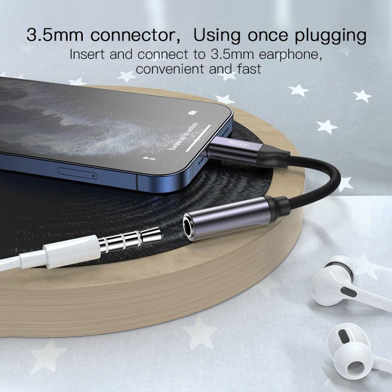 Yesido YAU 21 Audio Adapter 8 pin to 3.5mm - Grey